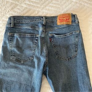 Levi’s 505 straight (W32” x L30”)